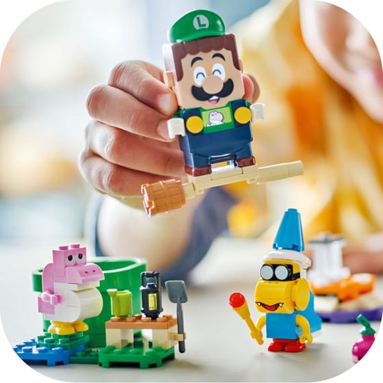 LEGO® Super Mario™ Adventures with Interactive LEGO® Luigi™ (71440) image 14