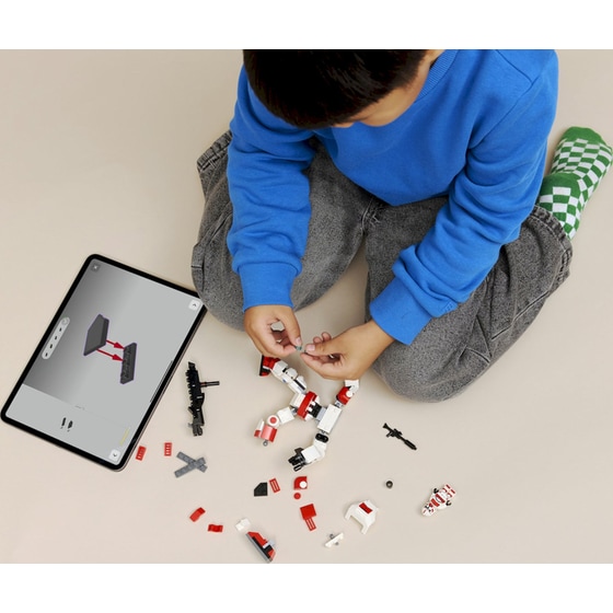 LEGO® Star Wars Clone Shock Trooper™ Mech (75448) image 4