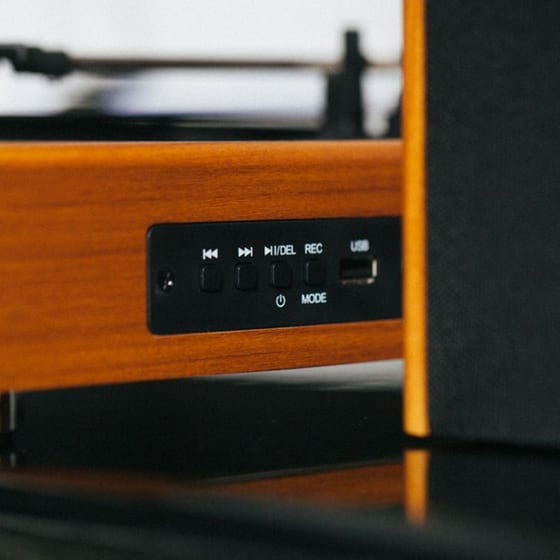 Πικάπ Akai ATT-240SP με Bluetooth image 15
