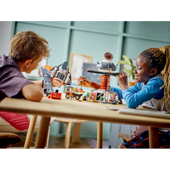 LEGO® City Space Base and Rocket Launchpad (60434) image 10