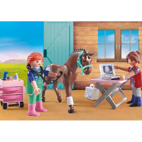 PLAYMOBIL® Country Κτηνιατρείο αλόγων (71241) image 3