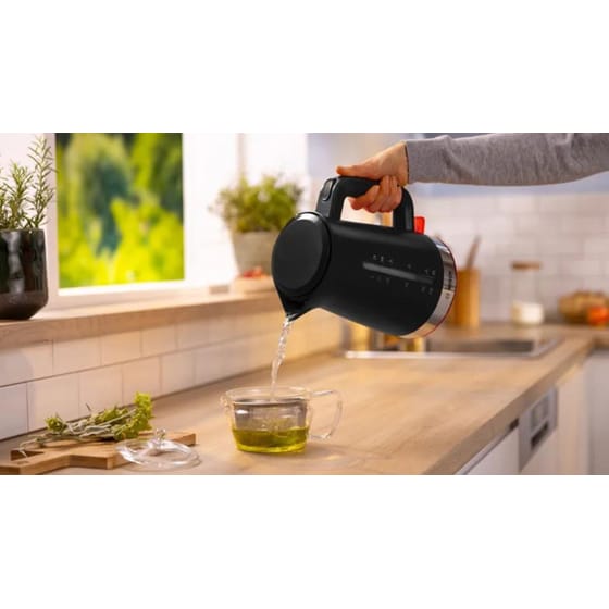 Βραστήρας BOSCH MyMoment TWK4M223 2400 W 1.7 L Μαύρο image 6