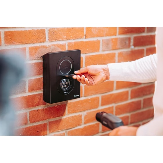 Επιτοίχιος Φορτιστής Αυτοκινήτου Zaptec Go 22 kW - Μαύρο image 2