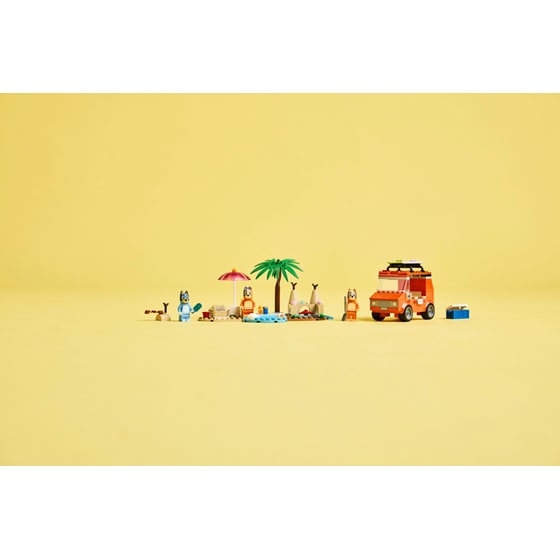 LEGO® Bluey: Bluey's Beach & Family Car Trip (11202) image 6