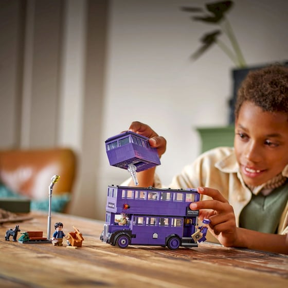 LEGO® Harry Potter Knight Bus™ Adventure (76446) image 3