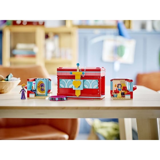 LEGO® Disney Snow White's Jewelry Box (43276) image 3