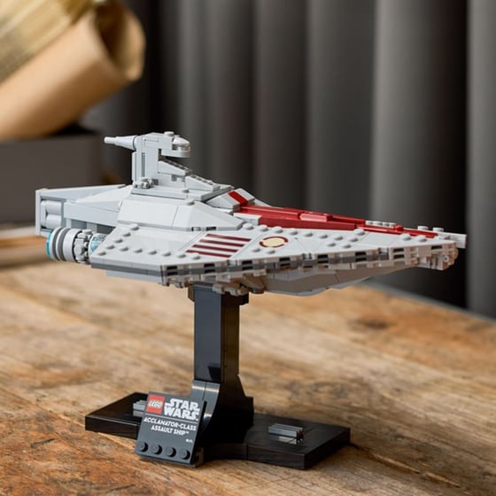 LEGO® Star Wars™ Acclamator-Class Assault Ship™ (75404) image 5