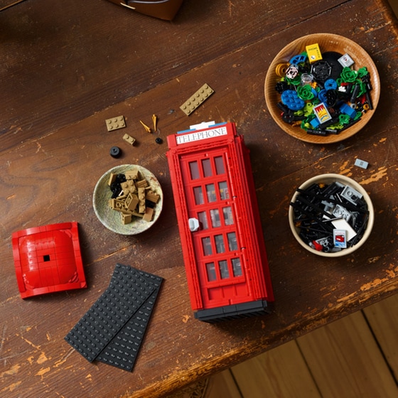 LEGO® Ideas Red London Telephone Box (21347) image 14