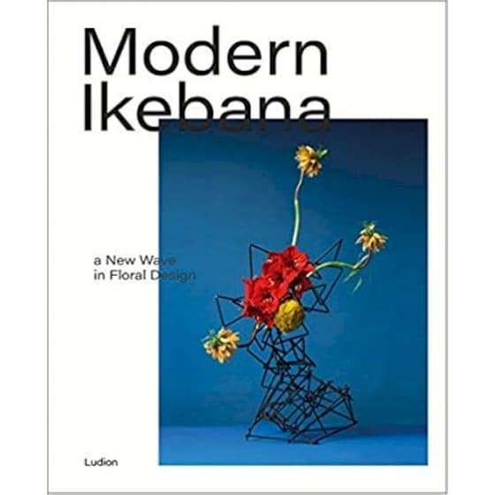 Modern Ikebana image 0
