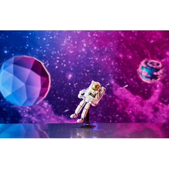 LEGO® Creator Space Astronaut (31152) image 14
