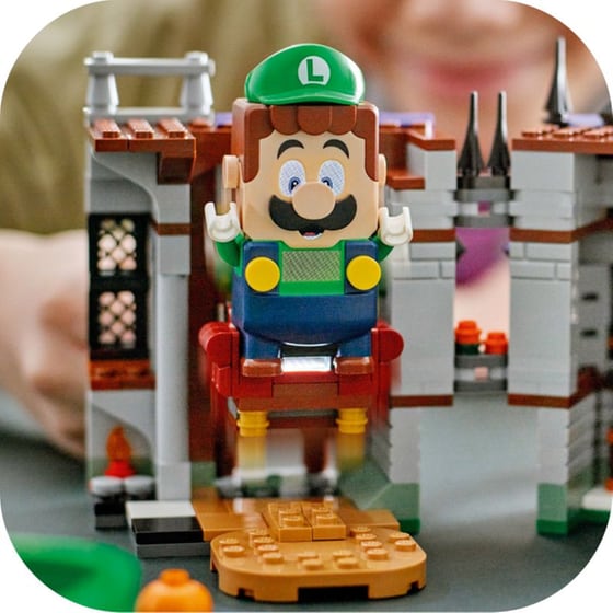 LEGO® Super Mario™ King Boo's Haunted Mansion (71436) image 5