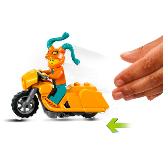 LEGO® City Double Loop Stunt Arena (60339) image 9