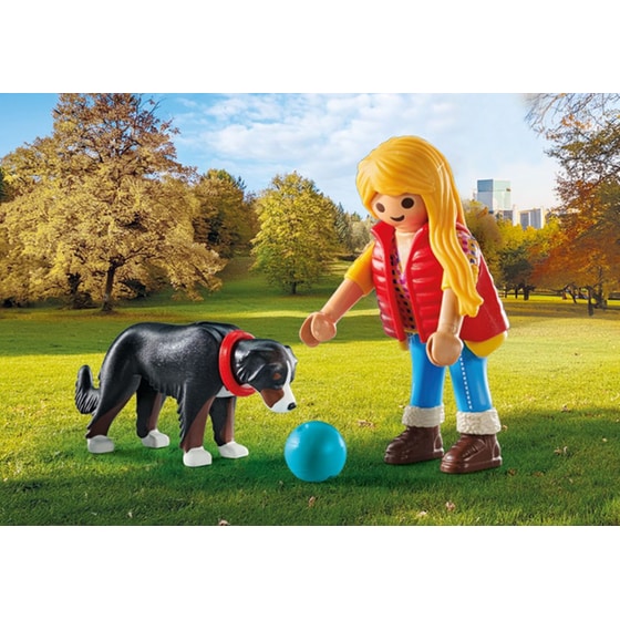 Playmobil Γυναίκα Με Βουνίσιο Σκύλο Μπερνίζ (71738) image 1