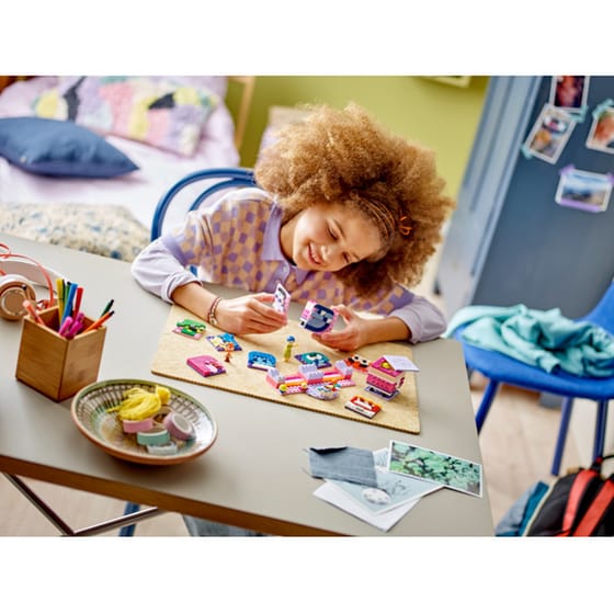 LEGO® Disney Inside Out 2 Mood Cubes™ (43248) image 6