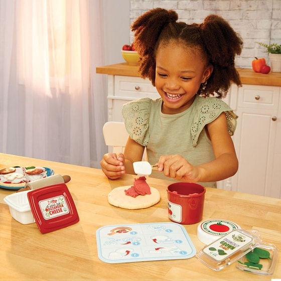 Little Tikes Creative Chefs Pizza Kit image 7