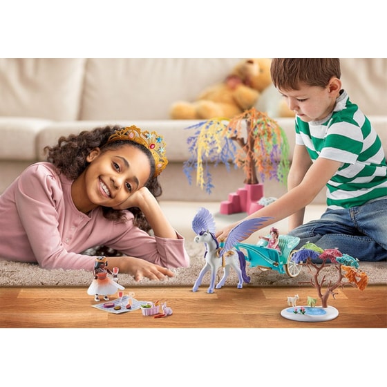 PLAYMOBIL® Magic Πριγκίπισσες και άμαξα με πήγασο (71246) image 1