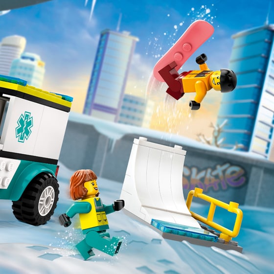 LEGO® City Emergency Ambulance and Snowboarder (60403) image 4