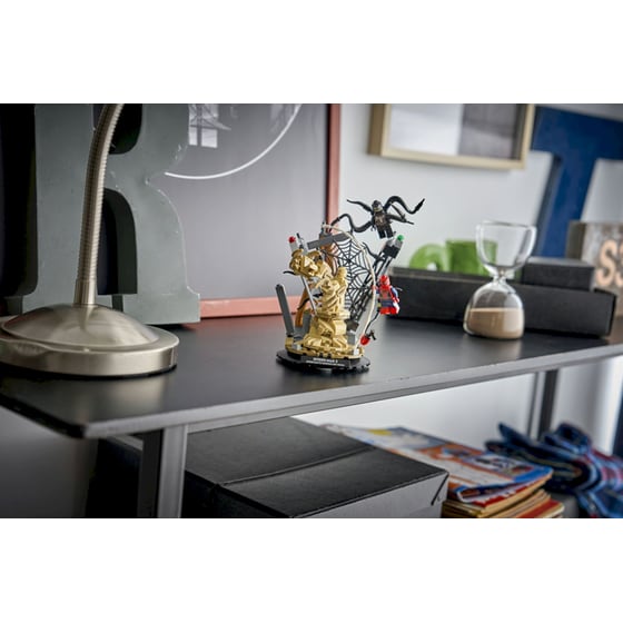 LEGO® Marvel Epic Battle: Spider-Man vs. Sandman (76334) image 6