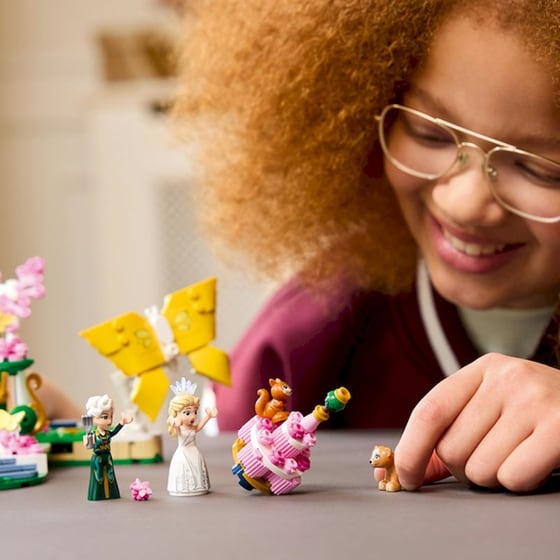 LEGO® Wicked Η Ημέρα Γάμου της Γκλίντα (75688) image 3