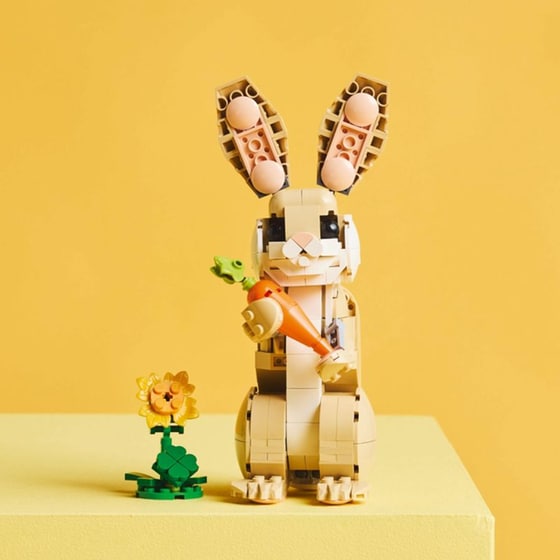 LEGO® Creator Cute Bunny (31162) image 11