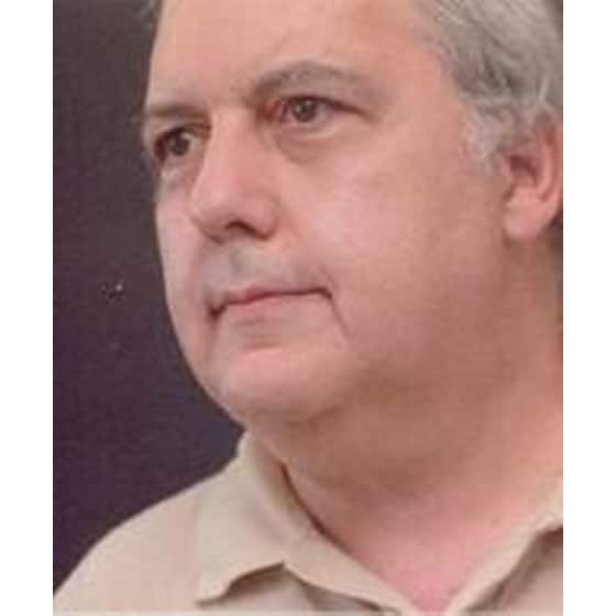 Τη νύφη την πήραν τα βιολιά image 1