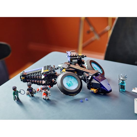 LEGO® Marvel Black Panther Shuri's Sunbird (76211) image 2