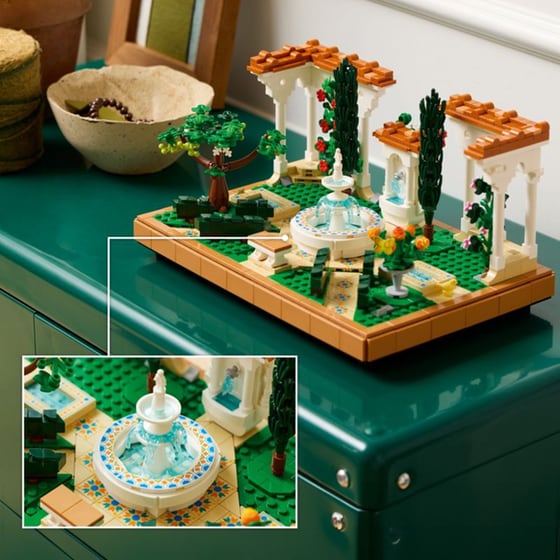 LEGO® Icons Fountain Garden (10359) image 6