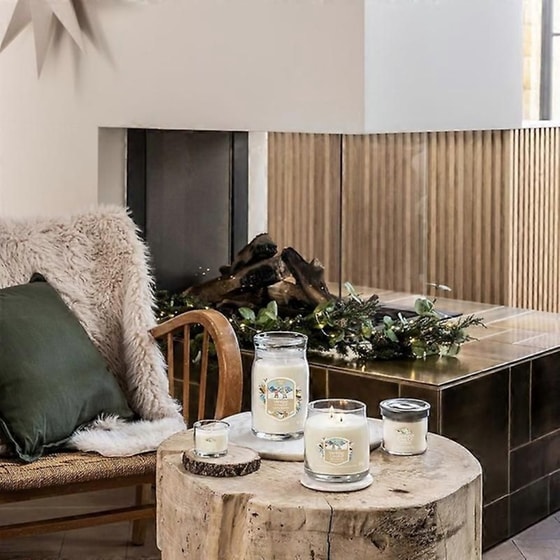 Κερί Yankee Candle Small Vanilla Flurries image 1