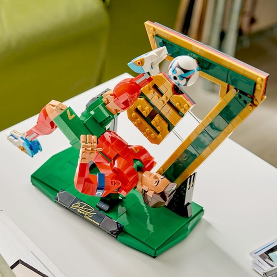 LEGO® Editions Cristiano Ronaldo Θρύλος του Ποδοσφαίρου (43016) image 3