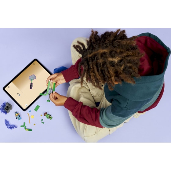 LEGO® Ninjago® Nya vs. Mutation Monster Spinner (71849) image 4