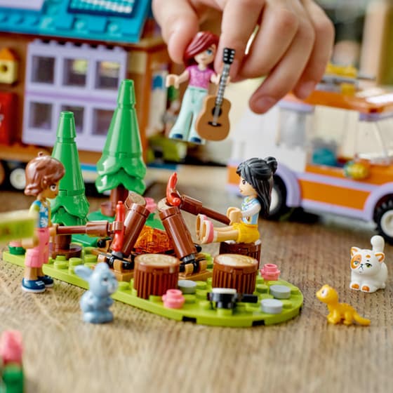 LEGO® Friends Mobile Tiny House (41735) image 9