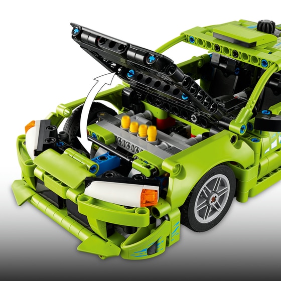 LEGO® Technic Fast and Furious Mitsubishi Eclipse (42229) image 3