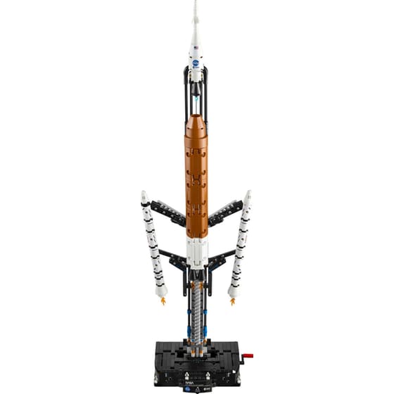LEGO® Technic NASA Artemis Space Launch System Rocket (42221) image 2