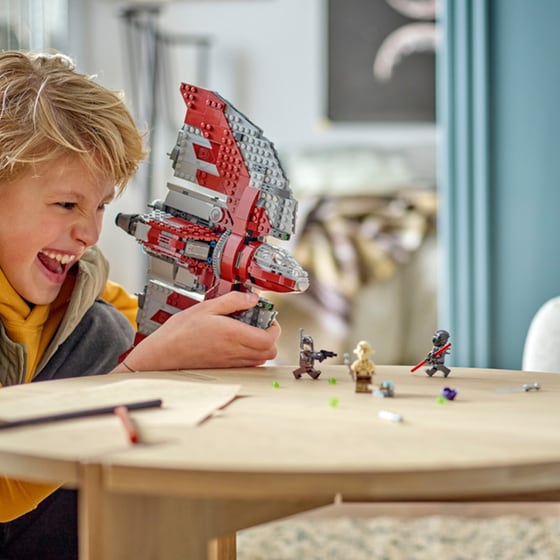 LEGO® Star Wars Ahsoka Tano's T-6 Jedi Shuttle (75362) image 4