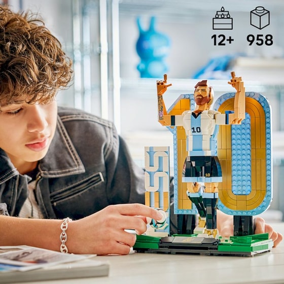 LEGO® Editions Lionel Messi Θρύλος του Ποδοσφαίρου (43015) image 1