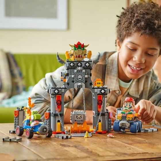 LEGO® Super Mario™ Mario Kart™ - Bowser's Castle (72039) image 4