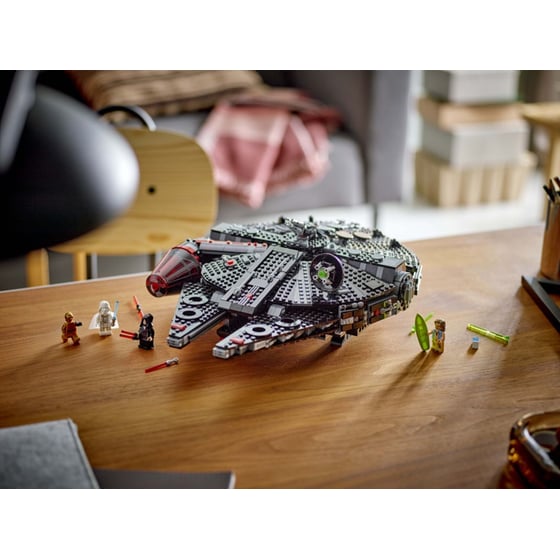 LEGO® Star Wars The Dark Falcon (75389) image 17