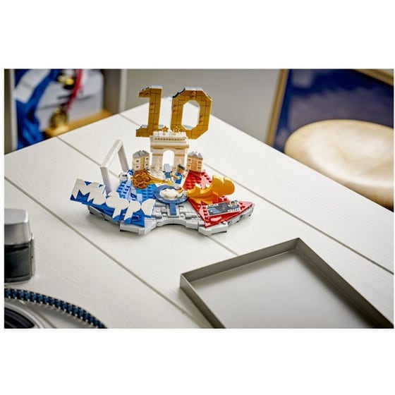 LEGO® Edition Football Kylian Mbappé (43013) image 12