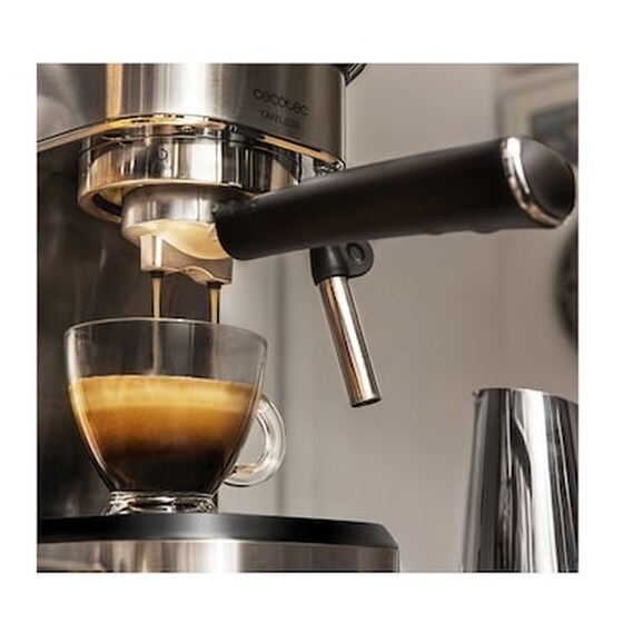 Cafetera Cecotec Espresso 1.2LT Cafelizzia 790 Shiny