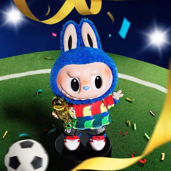 Λούτρινη Φιγούρα Pop Mart The Monsters x FIFA Series Catch the Win image 1