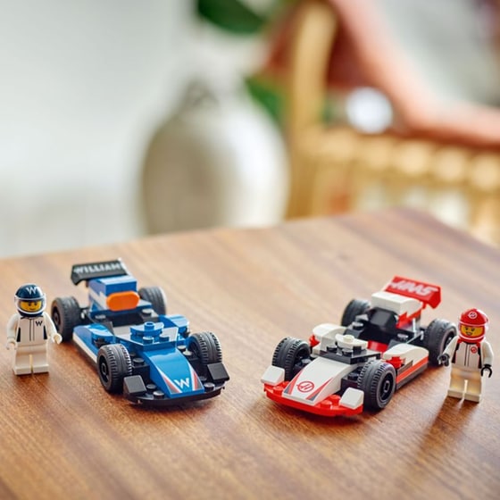 LEGO® City F1® Williams Racing & Haas F1® Race Cars (60464) image 11