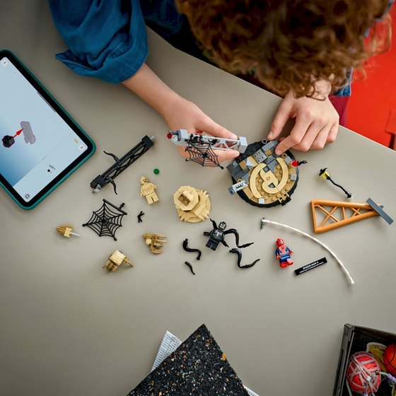 LEGO® Marvel Epic Battle: Spider-Man vs. Sandman (76334) image 4