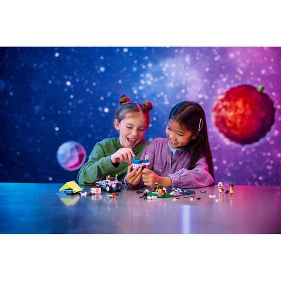 LEGO® Friends Stargazing Camping Vehicle (42603) image 4