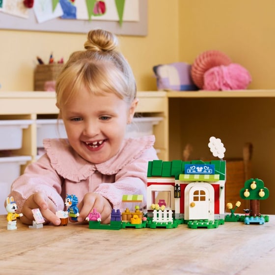 LEGO® Animal Crossing Able Sisters Clothing Shop (77055) image 10