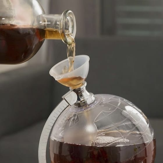 Διανεμητής Ποτών Μπύρας Υδρόγειος Σφαίρα Χωρητικότητας 3.5l Με Eιδική Kάνουλα Ροής image 1