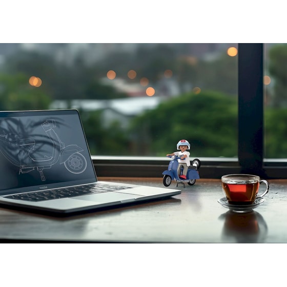 PLAYMOBIL® Αγόρι με Vespa (71622) image 1