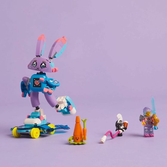 LEGO® DreamZzz Izzie and Bunchurro the Gaming Bunny (71490) image 11