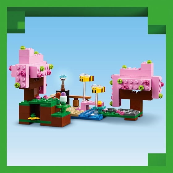 LEGO® Minecraft The Cherry Blossom Garden (21260) image 6
