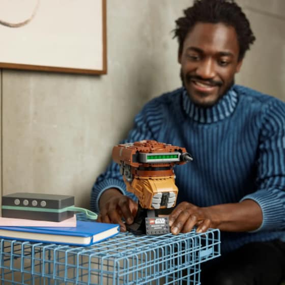 LEGO® Star Wars Princess Leia™ (Boushh™) Helmet (75351) image 6