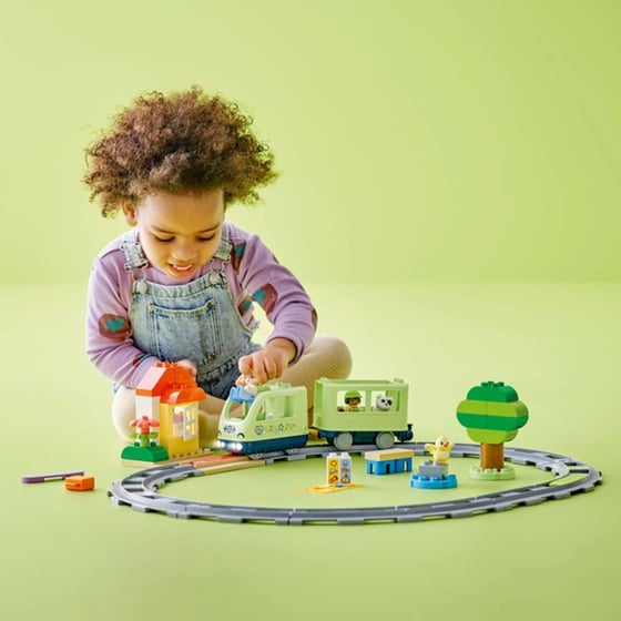 LEGO® Duplo Interactive Adventure Train (10427) image 10